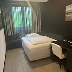 Hotel Tibet Am Airport Duesseldorf-ratingen