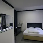 Tibet Am Airport Duesseldorf-ratingen Hotel