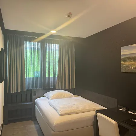 Tibet Am Airport Duesseldorf-ratingen Hotel *