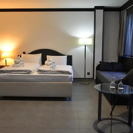 Tibet Am Airport Düsseldorf-ratingen *