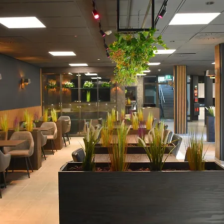 Tibet Am Airport Düsseldorf-ratingen