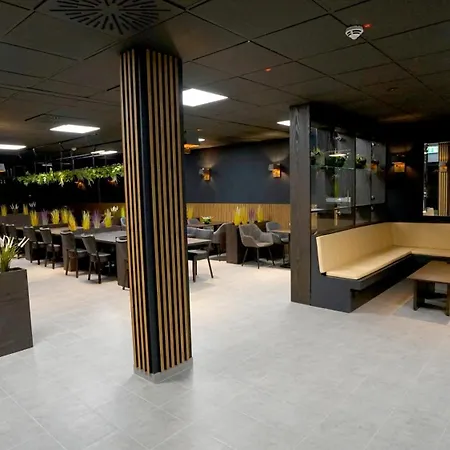 Tibet Am Airport Düsseldorf-ratingen *