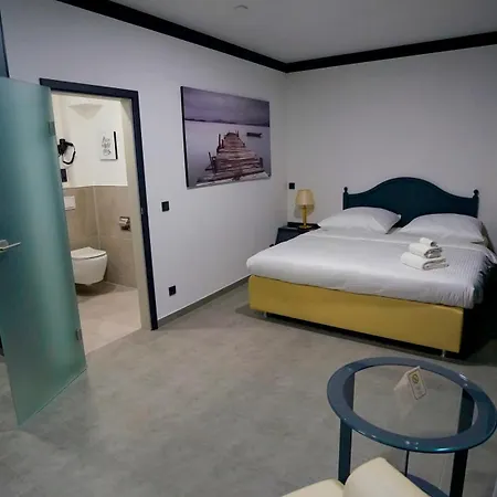 Hotel Tibet Am Airport Duesseldorf-ratingen *