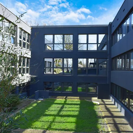 Tibet Am Airport Duesseldorf-ratingen Ράτινγκεν