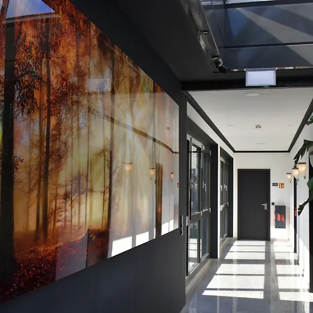 Tibet Am Airport Duesseldorf-ratingen Hotel