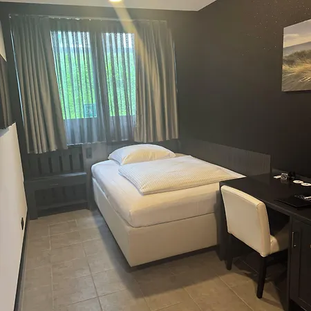 Hotel Tibet Am Airport Duesseldorf-ratingen *