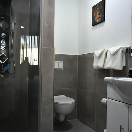 Tibet Am Airport Düsseldorf-ratingen Hotel