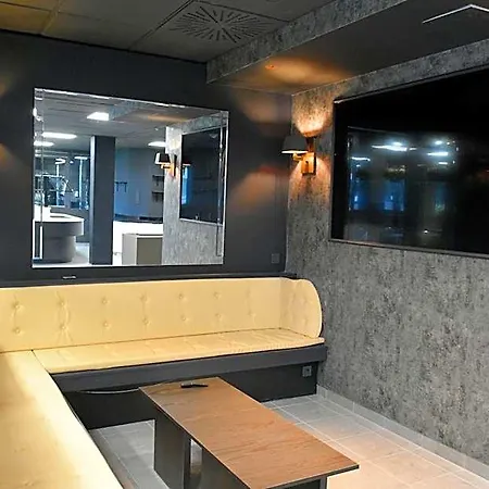 Tibet Am Airport Duesseldorf-ratingen Hotel