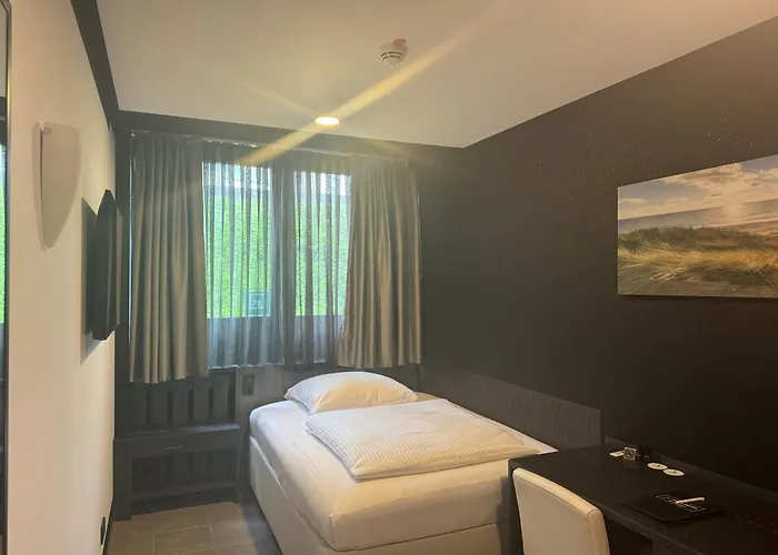 Tibet Am Airport Duesseldorf-ratingen Hotell *