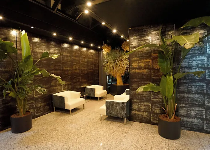 Tibet Am Airport Duesseldorf-ratingen * Ratingen