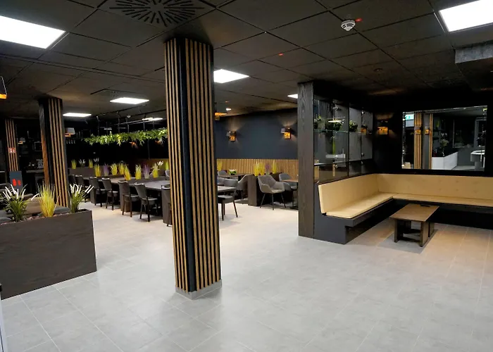 Tibet Am Airport Duesseldorf-ratingen Ράτινγκεν