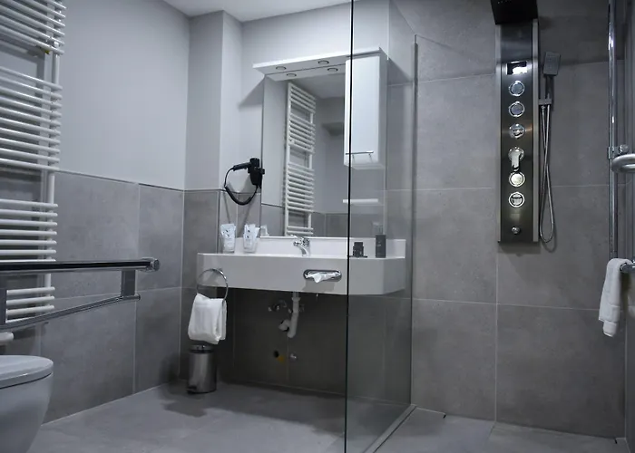 Tibet Am Airport Duesseldorf-ratingen Hotell *