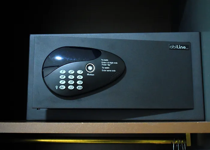 Tibet Am Airport Duesseldorf-ratingen *